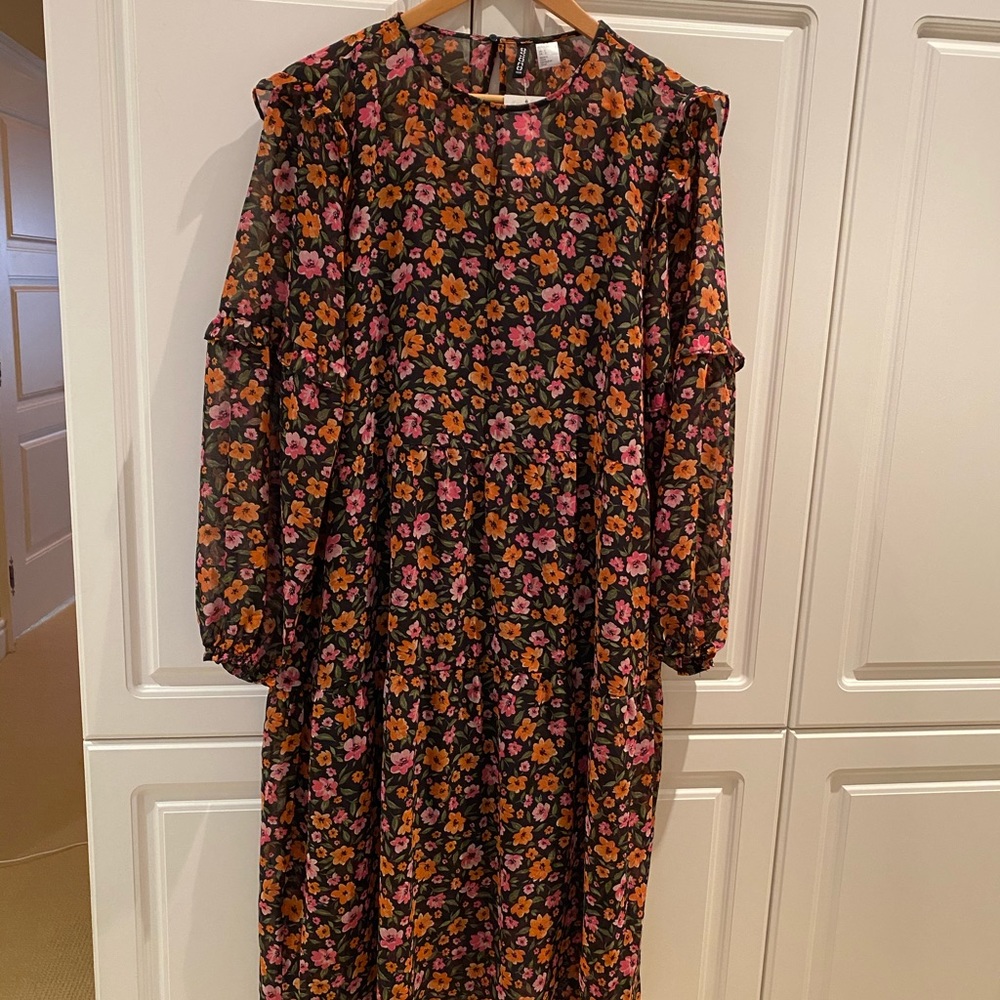H&M Divided Floral Dress Size Large New